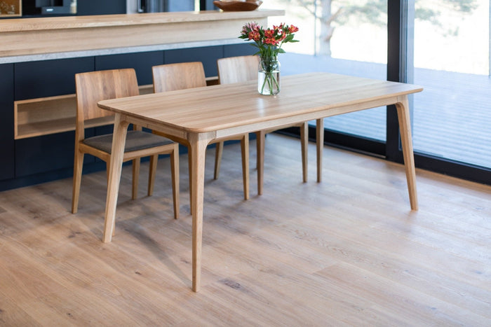 Table de salle à manger fixe en bois massif TOKIO | KARPIS