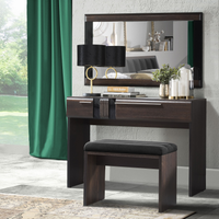 Tabouret en chêne PORTI 81 | LoftStory