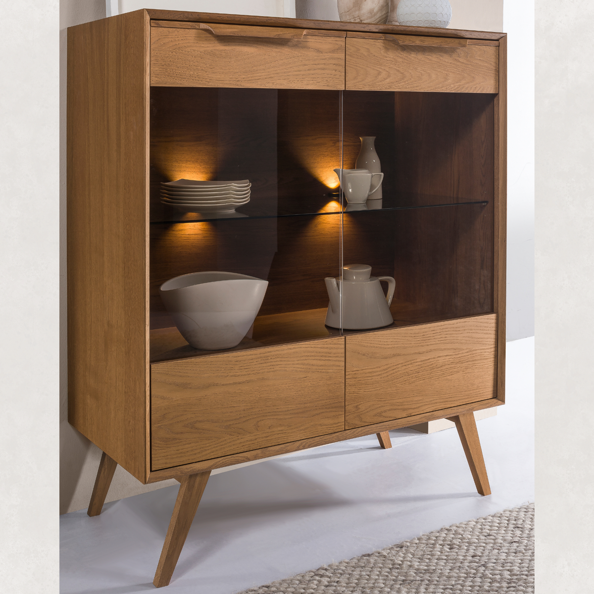 Vitrine en chêne LEO 16 | LoftStory