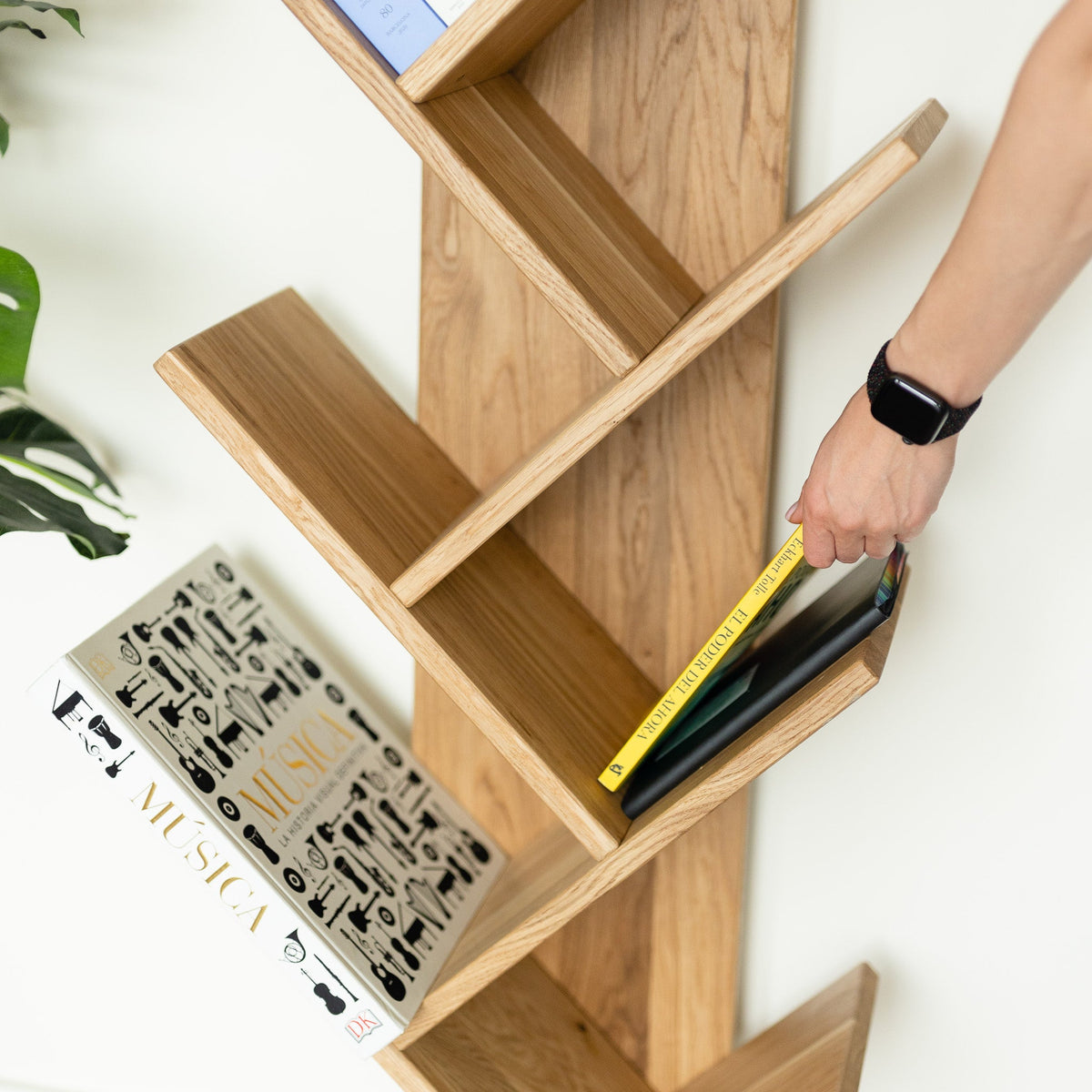 Bibliothèque en chêne sur pied BERGEN | VESKOR