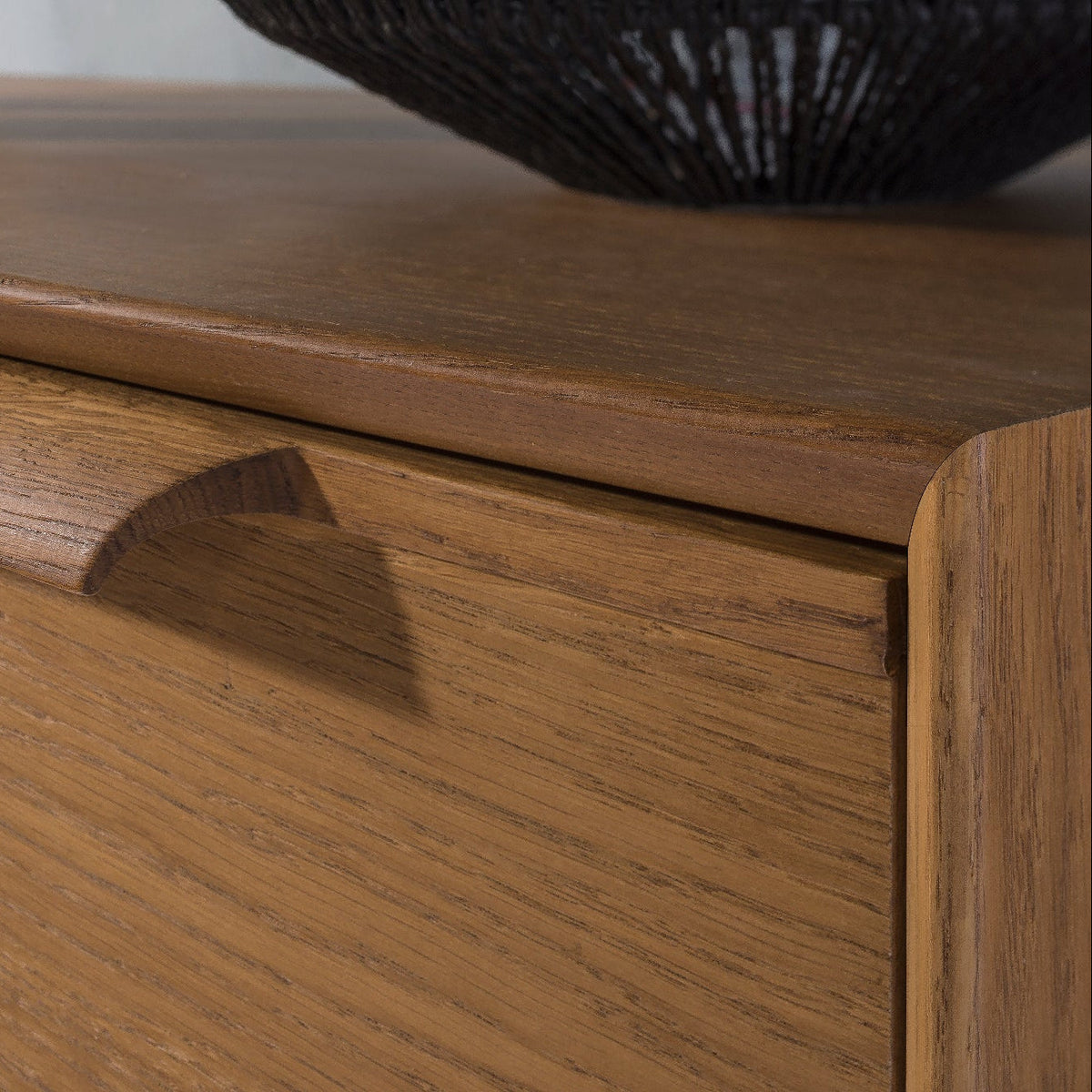 Commode en chêne rustique LEO 12 | LoftStory
