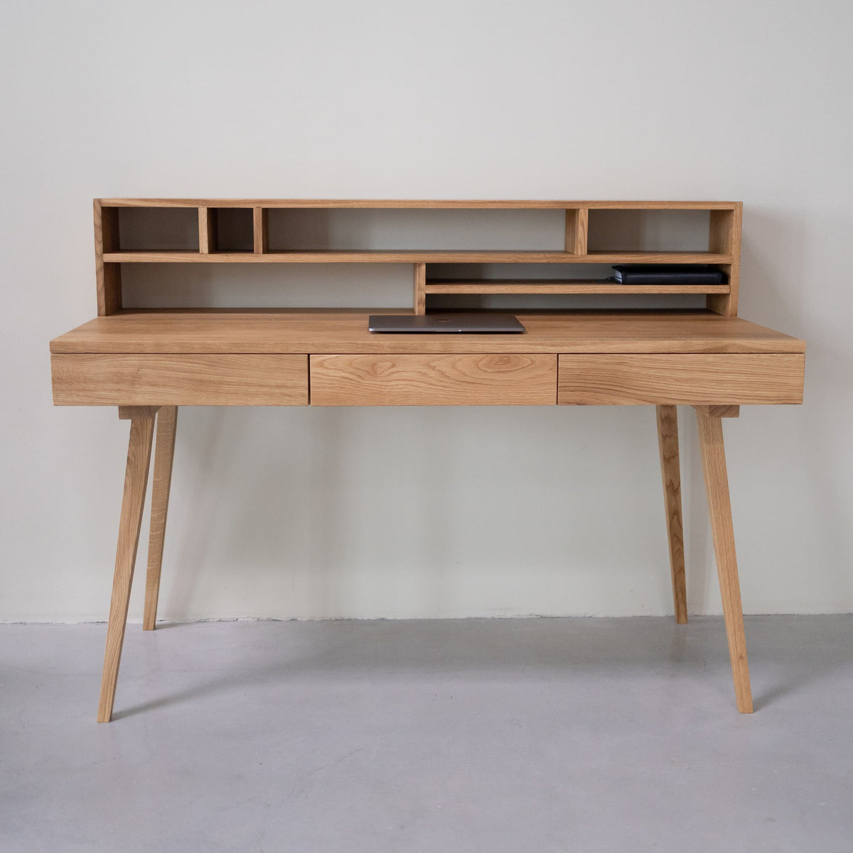 Table à écrire en chêne massif MALMO 2 | VESKOR