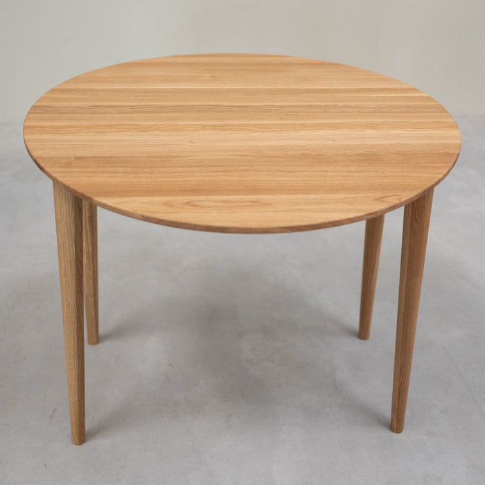 Table de salle à manger ronde à rallonge en chêne massif LUNA | VESKOR