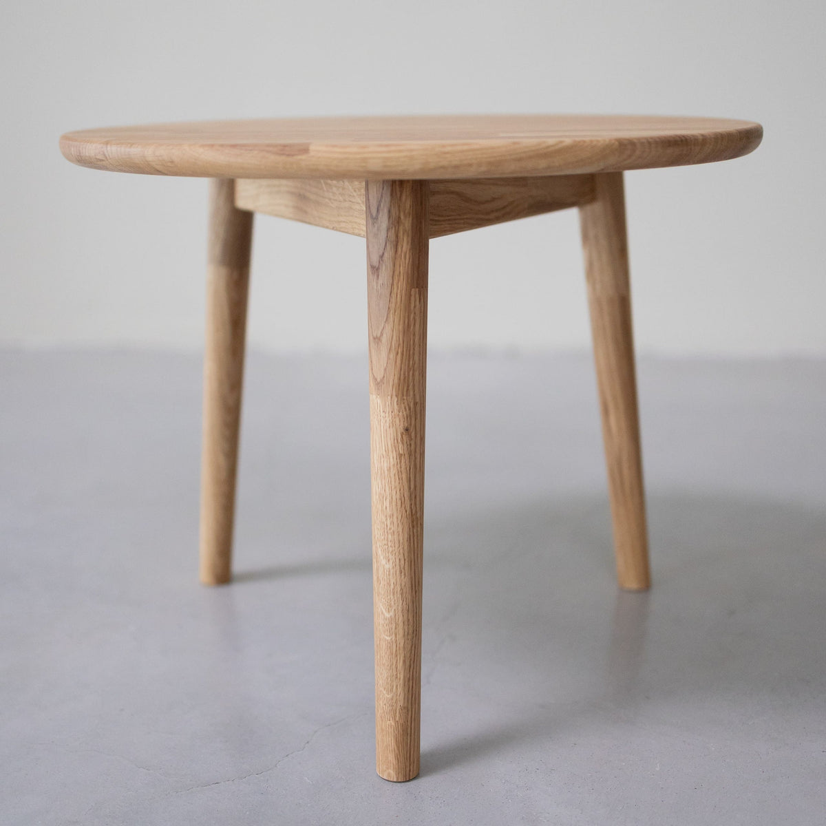 Tables basses empilables en chêne massif MALMO | VESKOR