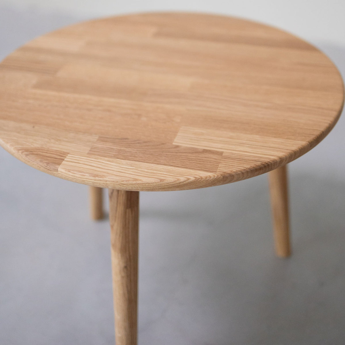 Tables basses empilables en chêne massif MALMO | VESKOR
