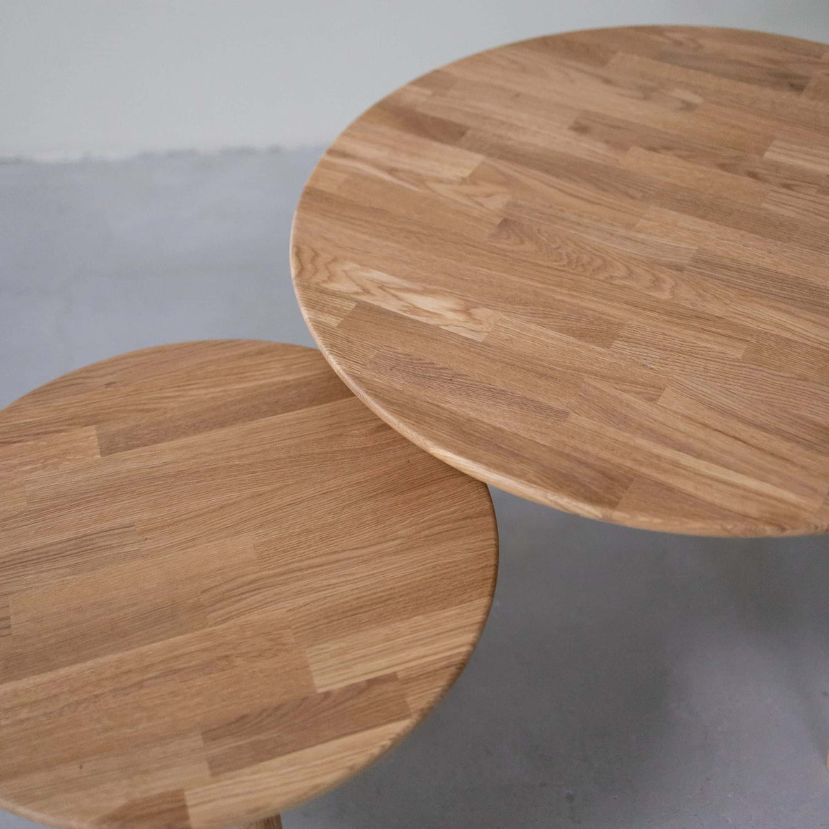 Tables basses empilables en chêne massif MALMO | VESKOR