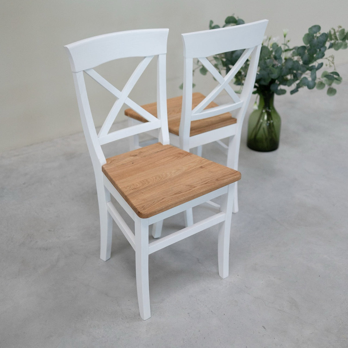 Lot de 2 ou 4 chaises de salle à manger en bois massif Lausanne | VESKOR