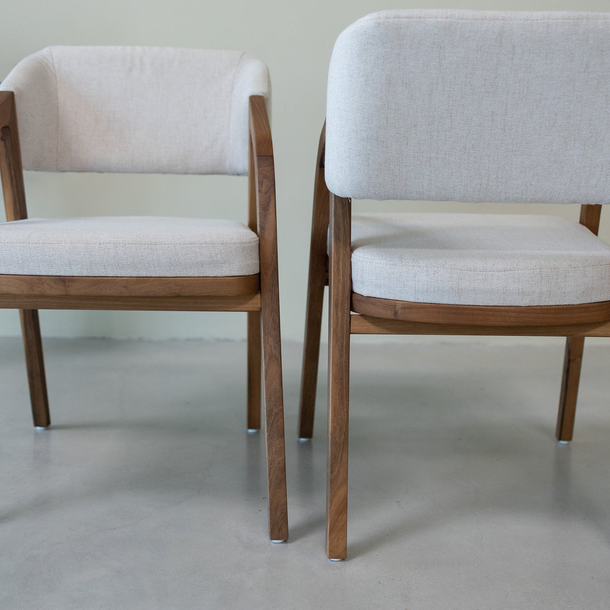 Chaise en bois massif chêne ou noyer SUÈDE | VESKOR
