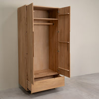 Armoire à 2 portes en bois massif Sweden | VESKOR