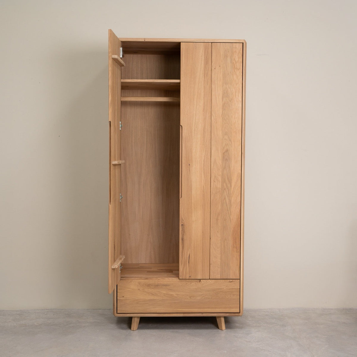 Armoire à 2 portes en bois massif Sweden | VESKOR