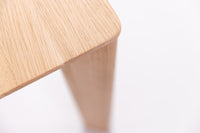 Table de salle à manger fixe en bois massif DITA | KARPIS