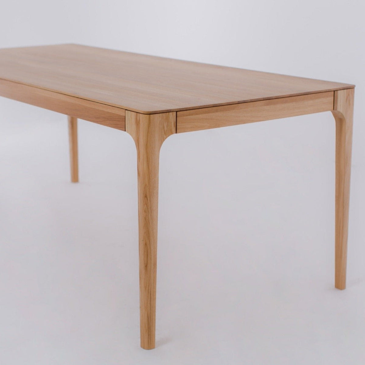 Table de salle à manger fixe en bois massif CREATIV | KARPIS