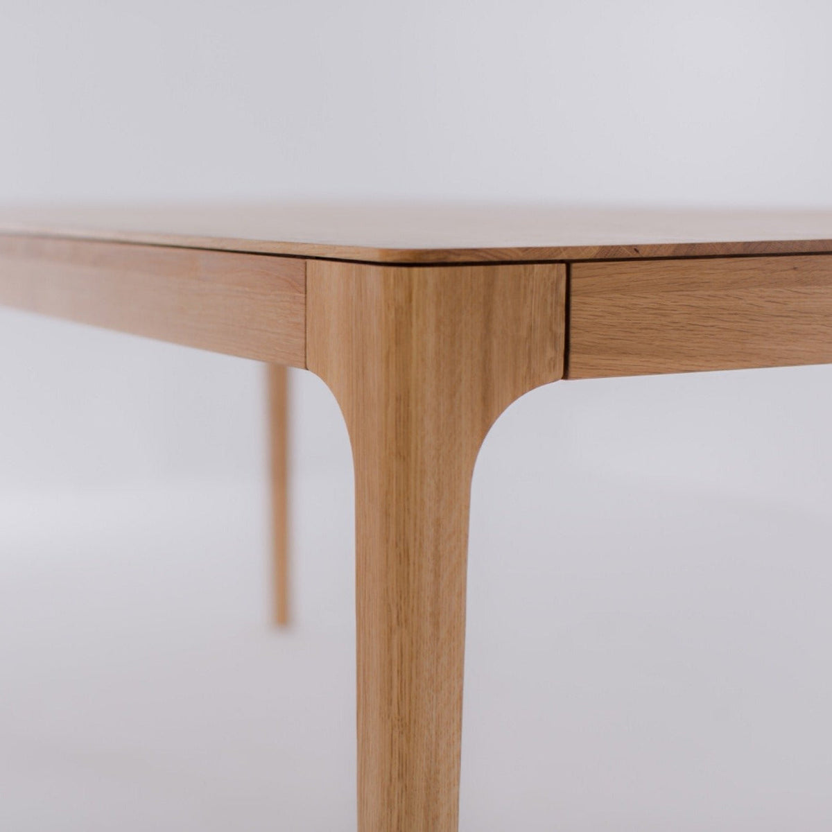 Table de salle à manger fixe en bois massif CREATIV | KARPIS