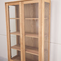 Vitrine en chêne massif KODAMA | VESKOR