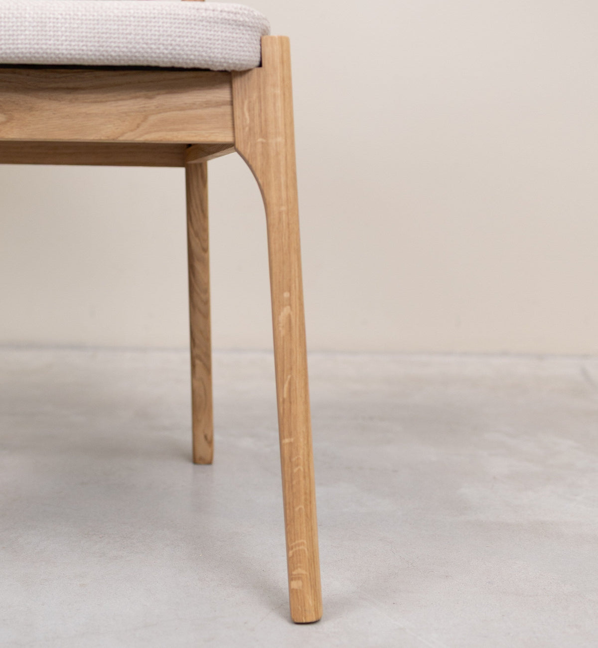 Lot de 2 ou 4 chaises en chêne massif Astrid | VESKOR